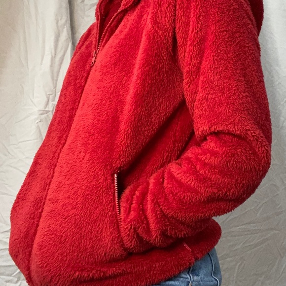 TNA / Aritzia Fuzzy Zip Up - Picture 8 of 9